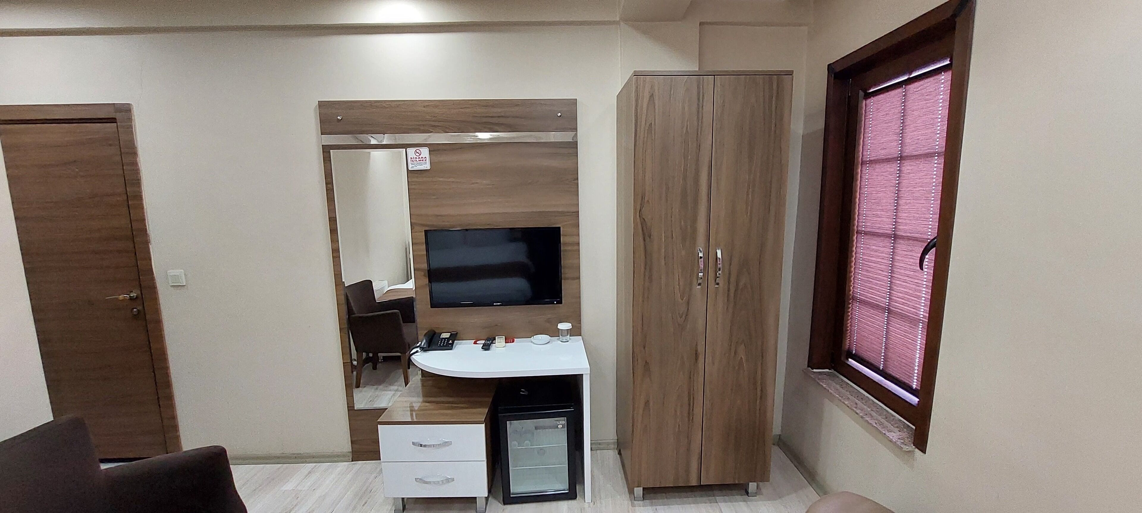 스탠다드 트윈룸 | 미니바, 암막 커튼, 무료 WiFi, 침대 시트