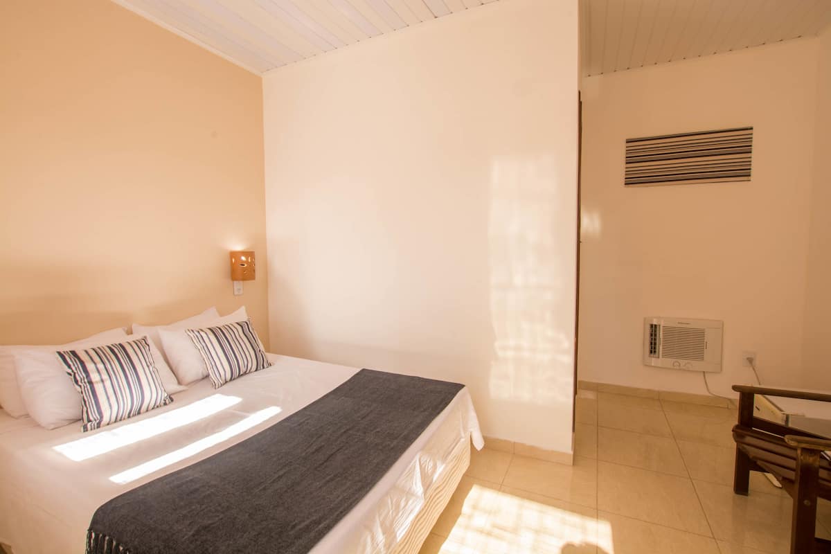 Chambre Standard Double ou avec lits jumeaux, 1 lit double | Minibar, Wi-Fi gratuit, draps fournis