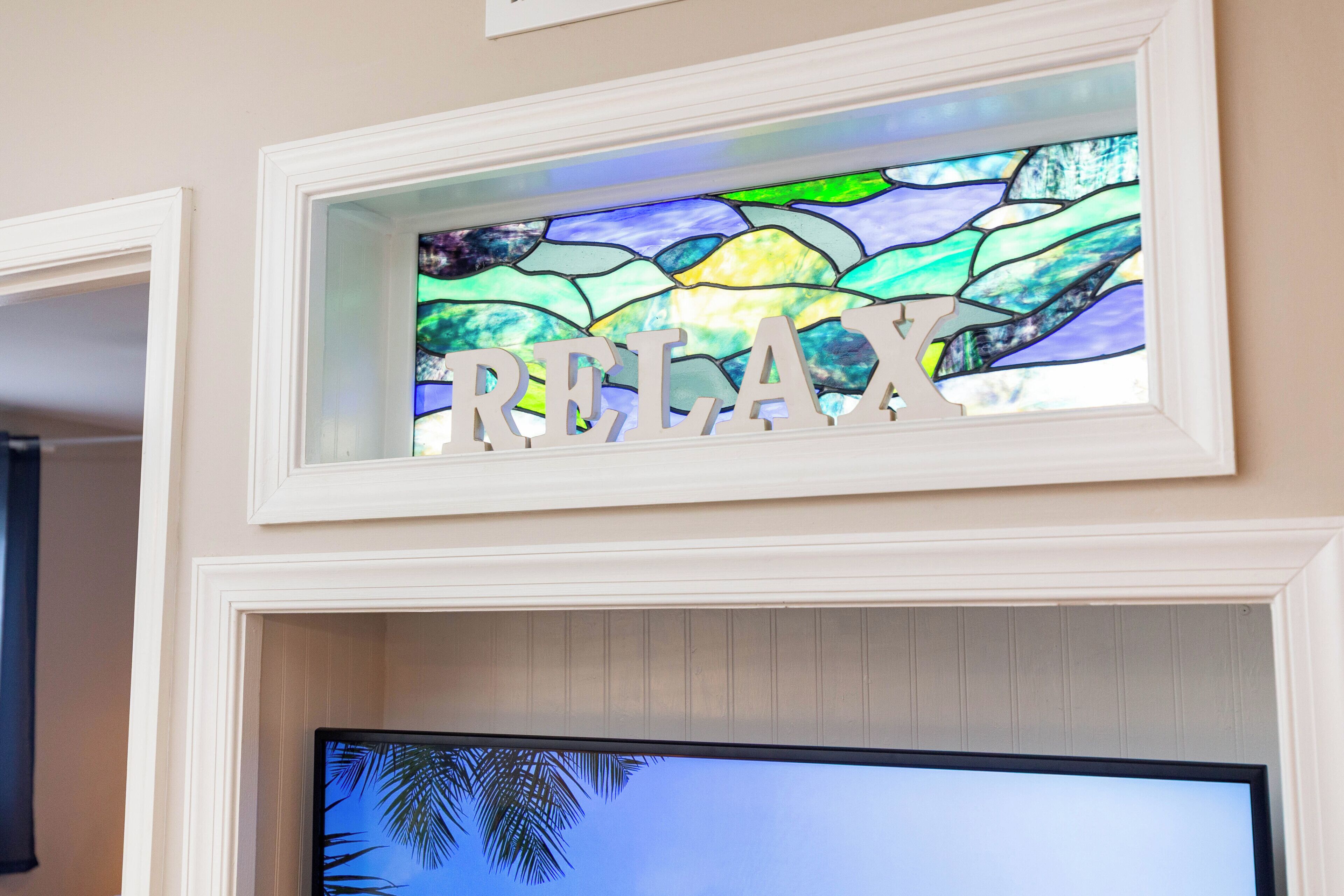 Standard Condo, 2 Bedrooms, Non Smoking (Condo 2) | Living area | 36-inch Smart TV with cable channels, TV