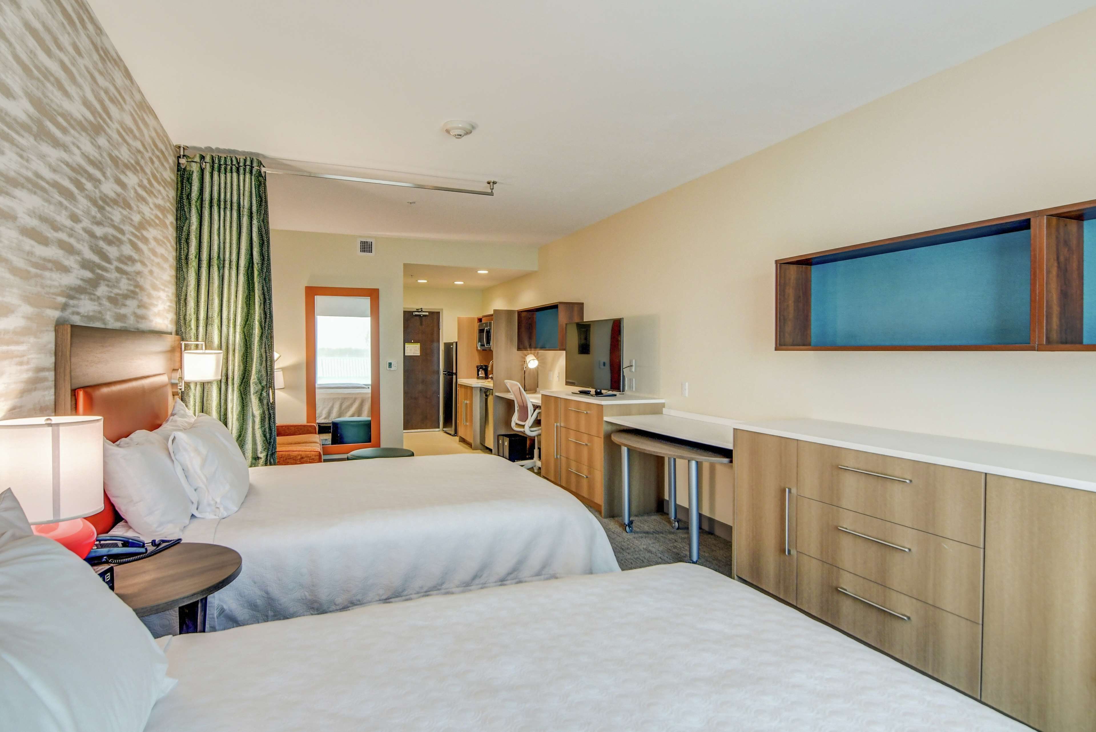 in-room safe, iron/ironing board, wifi, bed sheets