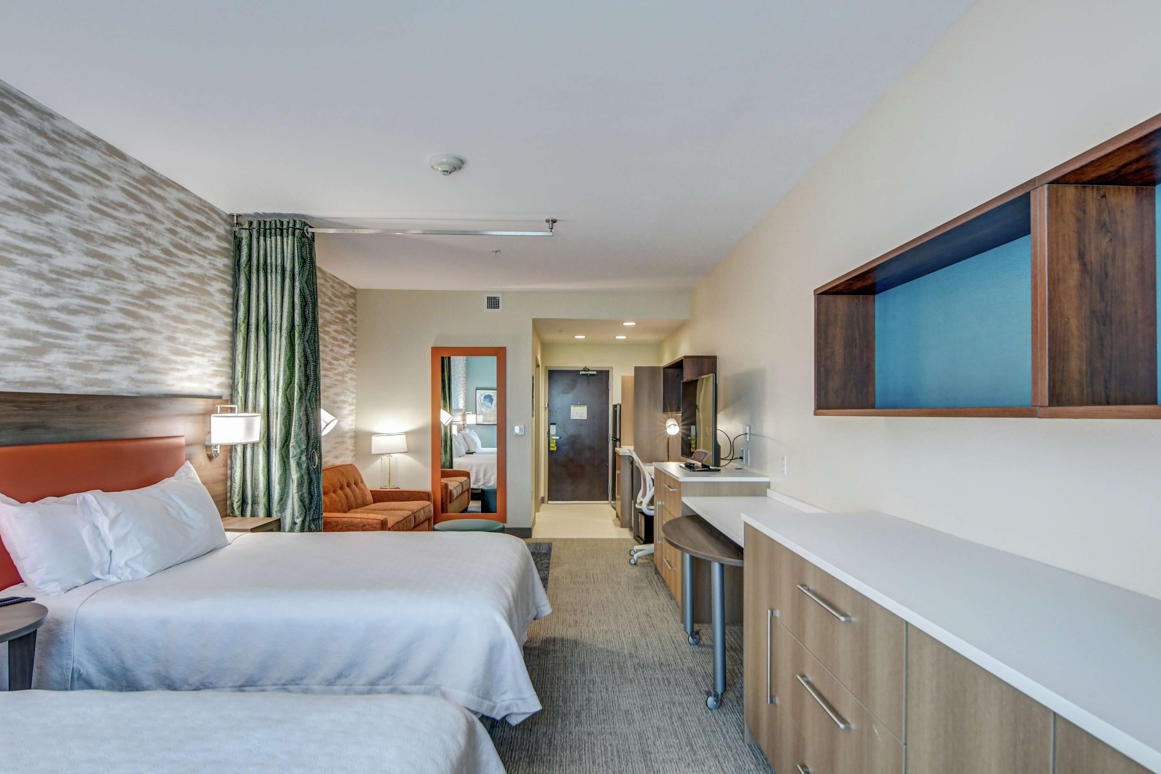 in-room safe, iron/ironing board, wifi, bed sheets