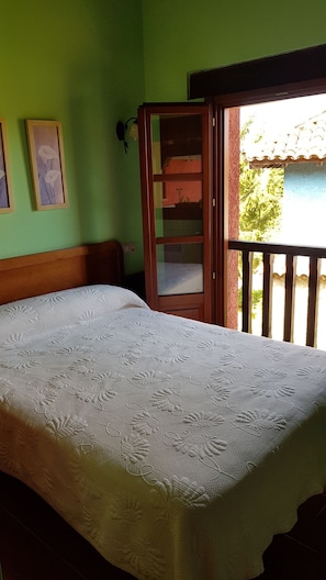 Apartment, 2 Bedrooms, Garden View