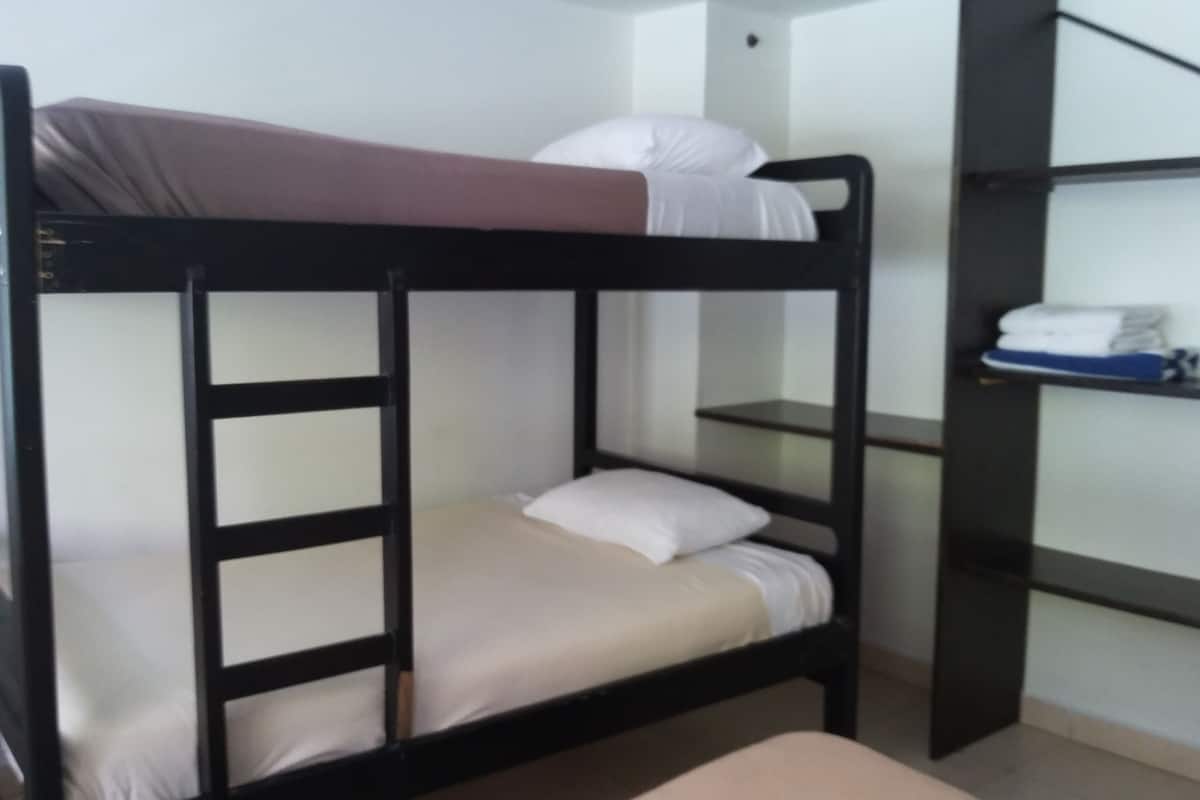Shared Dormitory, Mixed Dorm, Non Smoking (6 People) | Iron/ironing board, free WiFi, bed sheets