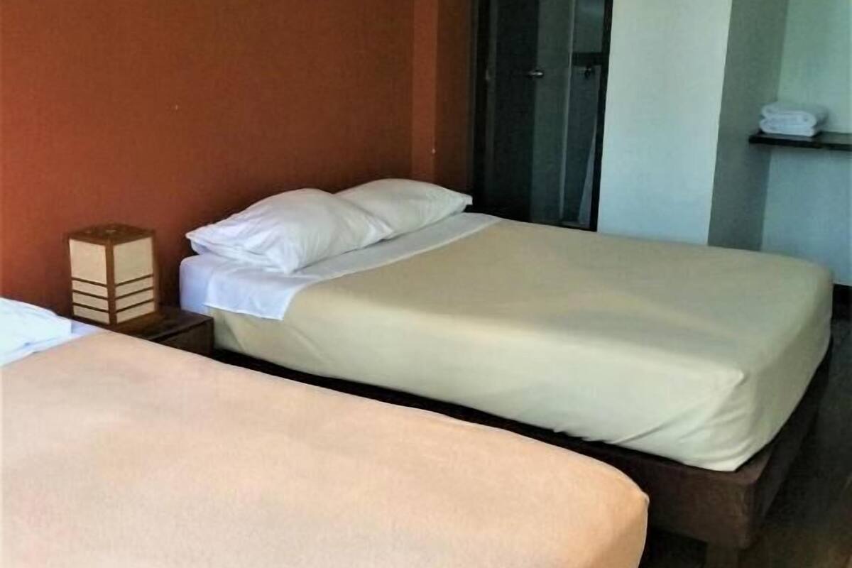 Basic Double or Twin Room, Multiple Beds, Non Smoking | Iron/ironing board, free WiFi, bed sheets
