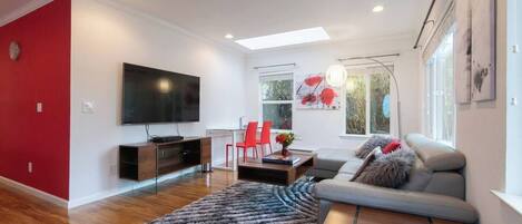 تلفزيون ذكي