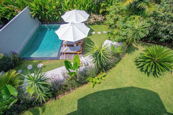 3 bedrooms, pillow-top beds, in-room safe, individually decorated