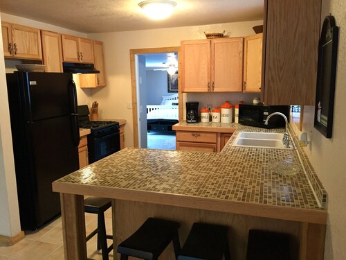 Open All Year. Ausable River Access. Newly Remodeled!