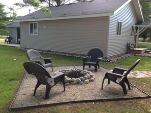 Terrace/patio - Open All Year. Ausable River Access. Newly Remodeled! (Roscommon)