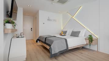 Phòng đôi Superior | 2 phòng ngủ, bộ đồ giường cao cấp, nệm Tempur-Pedic, minibar