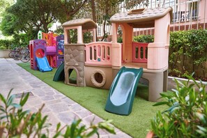 Außen-Kinderspielplatz