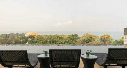 5â
BRIGHT SEA VIEW FAMILY ROOM WITH JACUZZI TUB