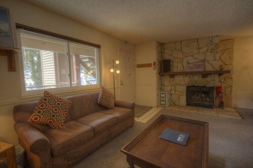 Heavenly Chairview Condo