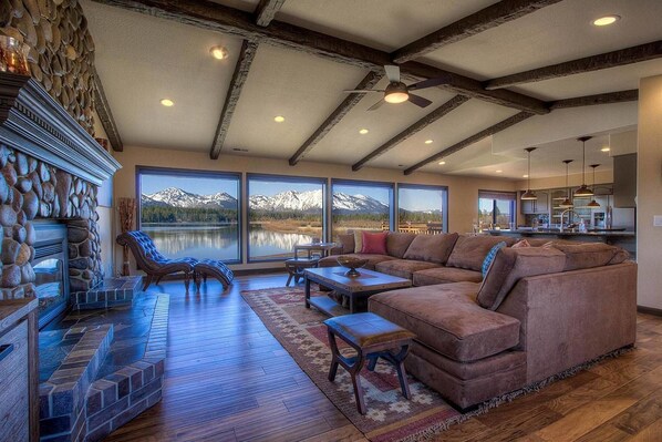 House, Multiple Beds, Private Pool, Mountain View | Living area | TV, fireplace - Epiphany (South Lake Tahoe)