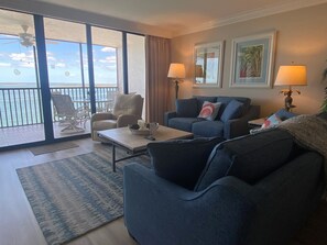 TV - Sanibel Harbour 635:Adventure awaits-Nearby fishing, kayaking, dolphin tours and more! (Fort Myers)