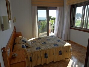 1 bedroom, iron/ironing board, WiFi, bed sheets - Apartamentos Mirador de Ons for 2 people (Sanxenxo)