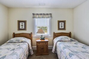 5 bedrooms, iron/ironing board, free WiFi, bed sheets