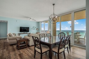 Fernseher, DVD-Player