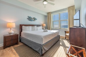 3 bedrooms, Internet, bed sheets - Newly Purchased 3 BR 2 BA 4th floor condo at the Aqua!!! (Panama City Beach)