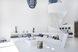 Interior - Beachfront without seaweed, infinity pool, rooftop jacuzzi, Chef included. (TULUM)