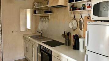 Réfrigérateur, micro-ondes, four, lave-vaisselle