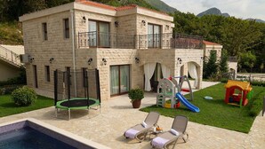 Front of property - Oak Leaf Residences (Kuljace)