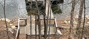 Norris Lake Butterfly Landing - Recently Updated 16 Guest Lakefront w Dock Home