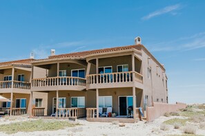 Exterior detail - The Suites at Rocky Point 2 (Puerto Peñasco)