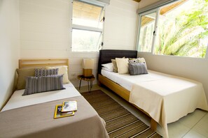 2 bedrooms, premium bedding, in-room safe, individually decorated - MarAmar Bungalows (Cóbano)
