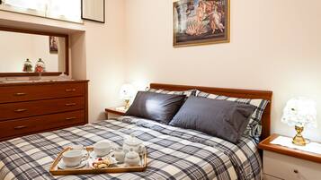 2 camere, ferro/asse da stiro, Wi-Fi gratuito, lenzuola