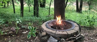 4-bedroom vacation home short drive to Huntington Mall, Marshall, & St. Mary’s 