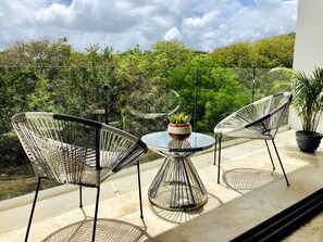 Comfort Apartment, 1 Queen Bed | Balcony