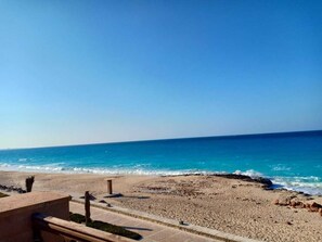 Sun-loungers - chalet 90 sq. m with one bed room and reception  first raw sea view (sidi abdel rahman)