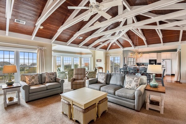 Televisio, takka, DVD-soitin, stereot