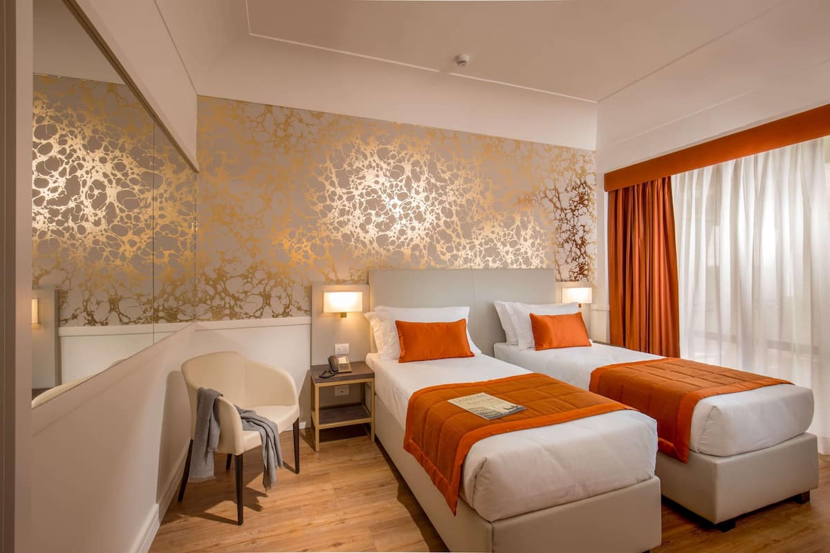 In-room safe, desk, laptop workspace, soundproofing