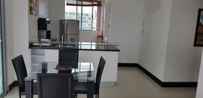 Comfort Azul Palmetto Eliptic 1505, 2 Bedroom | Quartos à prova de som, ferros/tábuas de passar roupa, Wi-Fi de cortesia