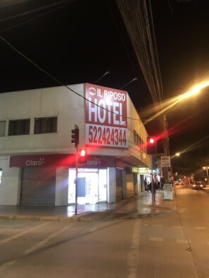 Fachada de la propiedad