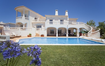 The stunning Casa Golfinho