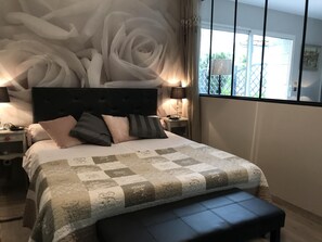 1 bedroom, desk, soundproofing, iron/ironing board