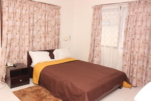 House, 3 Bedrooms, Non Smoking | 3 bedrooms, desk, blackout curtains, free WiFi - Suaf Home Lodge (Accra)