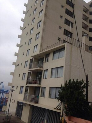 واجهة المنشأة