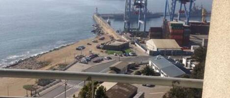 Apartamento conforto, várias camas | Terraço/pátio