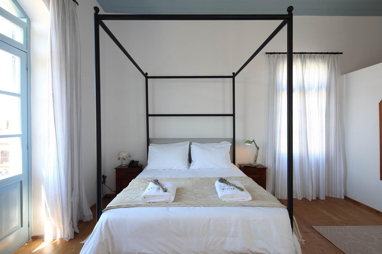 in-room safe, free wifi, bed sheets