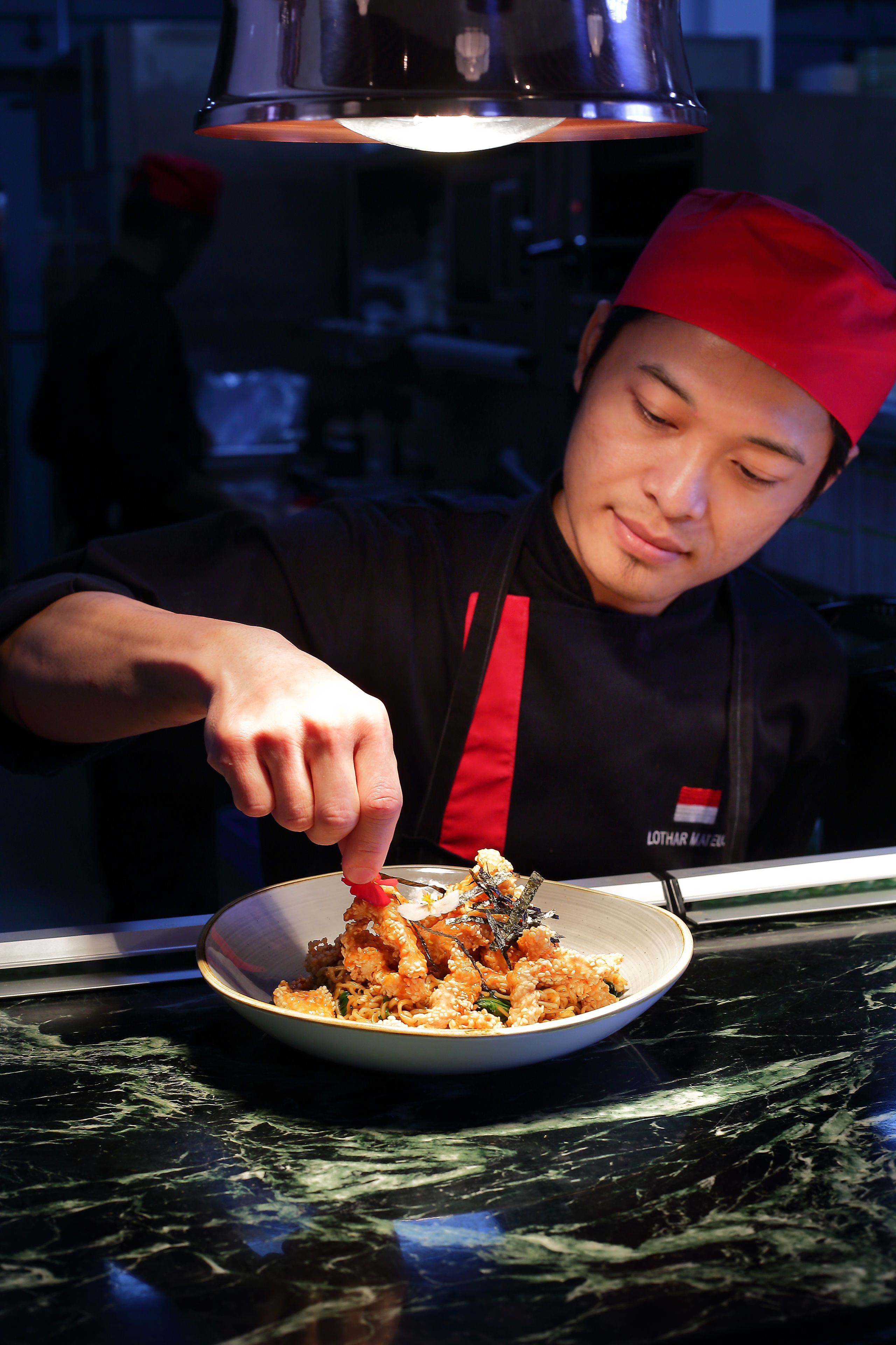 Petit déjeuner, déjeuner, dîner et brunch servis sur place
