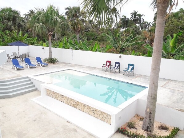 Kolam renang terbuka