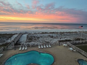 Outdoor pool - Beautiful Beach Front Condo--Super Clean~~WiFi--4th Floor (Gulf Shores)