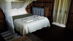 Family House (Lumela) | Iron/ironing board, bed sheets - Kavumbu Camp (Sioma)
