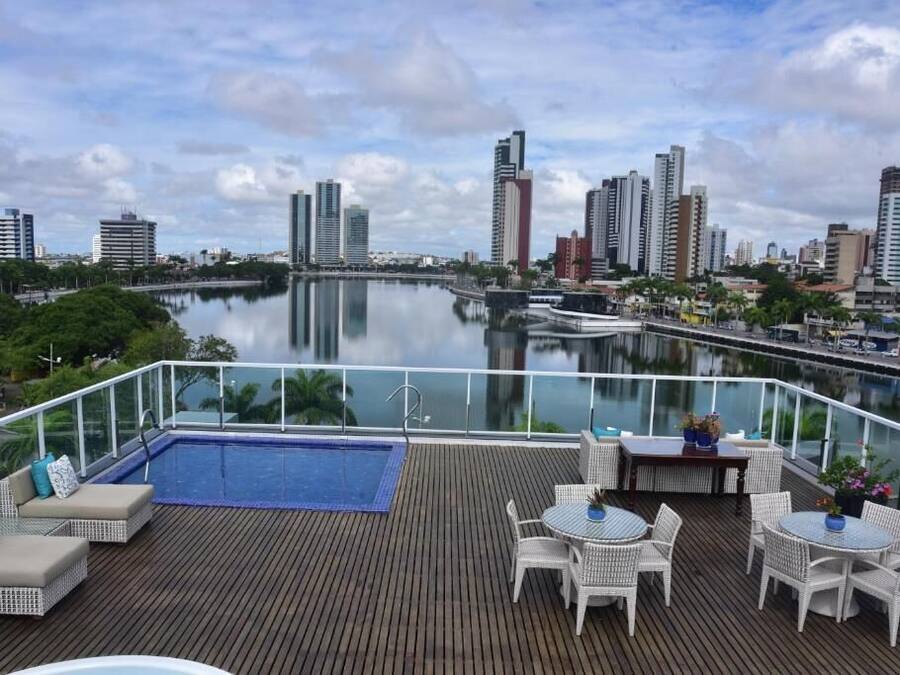 Sun deck