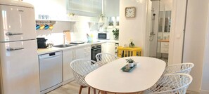 Fridge, microwave, oven, stovetop - Corfu-town Apartment best location/2BR/lift/removed/smart<br>TV+Netflix.<br>  (Kerkira)