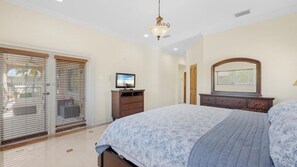 5 bedrooms, free WiFi, bed sheets