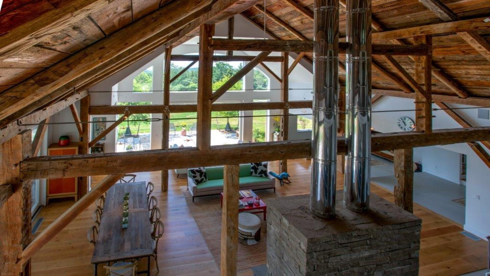 5 Acre Sunny, Modern Farmhouse with Outdoor Deck, Patio, and Pool (No Events)